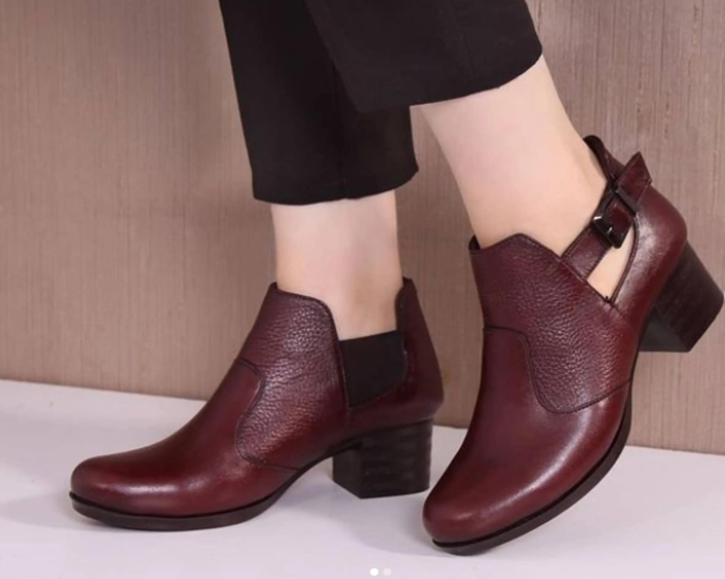 کفش  چرم  زنانه مدل رستا کفش  چرم  زنانه مدل رستا